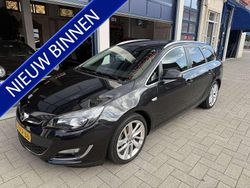 Zwart Gebruikt 2013 Opel Astra Cosmo Stationwagen | € 7.950 (Duur)