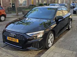 Zwart Gebruikt 2023 Audi A3 Hatchback | € 33.000 (Eerlijke prijs)
