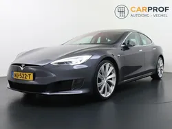 Grijs, metallic lak Gebruikt 2017 Tesla Model S Sedan | € 19.995 (Eerlijke prijs)
