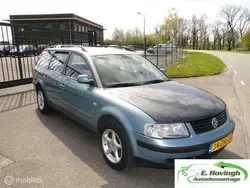 Groen Gebruikt 1999 VW Passat Trendline Stationwagen | € 950