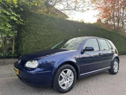 Blauw Gebruikt 2002 VW Golf IV Highline Hatchback | € 2.850 (Duur)