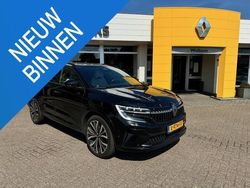 Zwart Gebruikt 2023 Renault Espace Iconic MPV | € 49.945