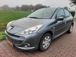 Grijs Gebruikt 2010 Peugeot 206 Hatchback | € 750 (Super prijs)