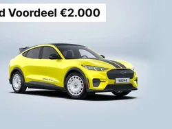 Geel Nieuw 2024 Ford Mustang Mach-E Extended Range SUV | € 69.400