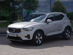 Zilver Gebruikt 2022 Volvo XC40 Core SUV | € 31.450 (Goede deal)