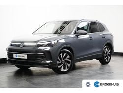 Grijs Gebruikt 2024 VW Tiguan Life SUV | € 42.895 (Super prijs)