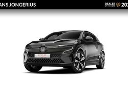Noir étoilé (zwart mica) Nieuw 2025 Renault Mégane Iconic SUV | € 39.970 (Eerlijke prijs)