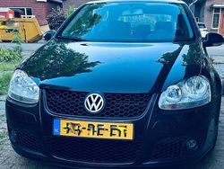 Zwart Gebruikt 2004 VW Golf IV Trendline Hatchback | € 2.100 (Duur)