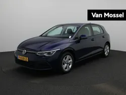 Blauw Gebruikt 2022 VW Golf VIII Active Hatchback | € 20.895 (Eerlijke prijs)