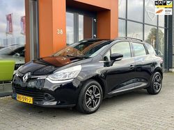 Zwart Gebruikt 2015 Renault Clio GrandTour Expression Stationwagen | € 7.490 (Eerlijke prijs)