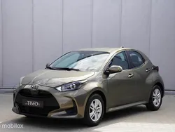 Bruin Gebruikt 2020 Toyota Yaris Active Hatchback | € 15.450 (Eerlijke prijs)