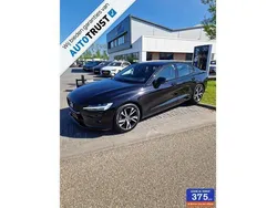 Zwart Gebruikt 2021 Volvo S60 R-Design Sedan | € 27.999 (Goede deal)