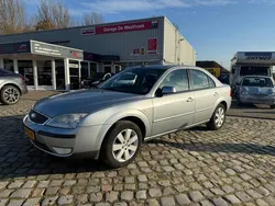 Grijs Gebruikt 2005 Ford Mondeo Futura Sedan | € 1.250 (Super prijs)