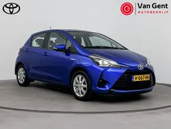 Blauw Gebruikt 2020 Toyota Yaris Hybrid Active Hatchback | € 18.499 (Eerlijke prijs)