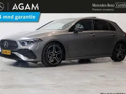 Grijs Gebruikt 2024 Mercedes A180 AMG line Hatchback | € 40.950 (Iets duurder)