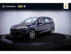 Zwart Gebruikt 2020 BMW 218 Executive Stationwagen | € 23.750 (Eerlijke prijs)