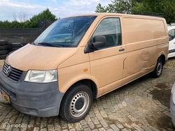 Beige Gebruikt 2005 VW T5 Van | € 1.250