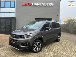 Grijs (metallic) Gebruikt 2019 Peugeot Rifter GT-line MPV | € 17.950 (Eerlijke prijs)