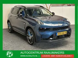 Blauw, metallic lak Gebruikt 2021 Lynk & Co 01 SUV | € 26.640 (Eerlijke prijs)
