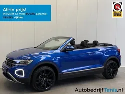 Blauw, metallic lak Gebruikt 2024 VW T-Roc Cabriolet Style Cabriolet | € 39.750 (Duur)