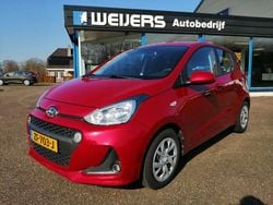 Rood Gebruikt 2019 Hyundai i10 Comfort Hatchback | € 9.395 (Eerlijke prijs)