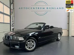 Zwart Gebruikt 1999 BMW 318 Cabriolet Executive Cabriolet | € 16.885