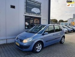 Blauw Gebruikt 2006 Renault Scénic II Dynamique MPV | € 949 (Goede deal)