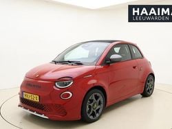 Rood Nieuw 2025 Fiat 500C Abarth Cabriolet | € 38.750