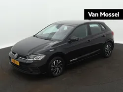 Zwart Gebruikt 2024 VW Polo Life Hatchback | € 25.900 (Duur)