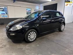Zwart (metallic) Gebruikt 2010 Fiat Punto Evo Active Hatchback | € 1.950 (Eerlijke prijs)