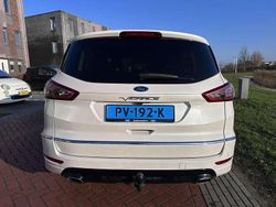 Wit Gebruikt 2016 Ford S-MAX Vignale MPV | € 10.500