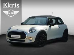 Wit Gebruikt 2018 Mini Cooper Hatchback | € 18.950 (Iets duurder)