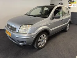 Grijs Gebruikt 2004 Ford Fusion Futura MPV | € 1.985 (Eerlijke prijs)