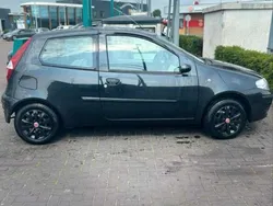 Zwart Gebruikt 2002 Fiat Punto Hatchback | € 1.800