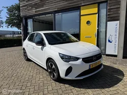 Wit Gebruikt 2021 Opel Corsa-e Elegance Hatchback | € 11.590 (Eerlijke prijs)