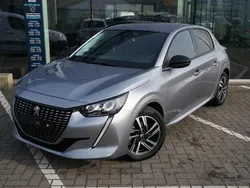 Grijs Gebruikt 2023 Peugeot 208 Allure Hatchback | € 17.950 (Eerlijke prijs)