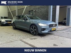 Grijs Gebruikt 2023 Volvo V60 Plus Stationwagen | € 38.800 (Eerlijke prijs)