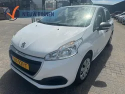 Wit Gebruikt 2015 Peugeot 208 Access Hatchback | € 5.950 (Eerlijke prijs)