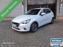Wit Gebruikt 2019 Mazda 2 Hatchback | € 13.995 (Eerlijke prijs)