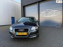Zwart, metallic lak Gebruikt 2012 Audi A3 Sportback Attraction Hatchback | € 4.250 (Goede deal)