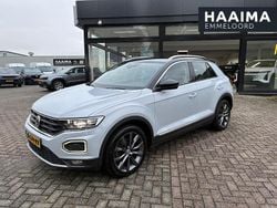Wit Gebruikt 2018 VW T-Roc Sportline SUV | € 16.950 (Eerlijke prijs)