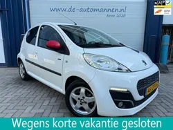 Wit Gebruikt 2012 Peugeot 107 Sportium Hatchback | € 3.995 (Eerlijke prijs)