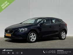 Blauw Gebruikt 2016 Volvo V40 Momentum Stationwagen | € 14.885 (Eerlijke prijs)