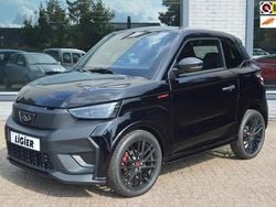 Zwart Nieuw 2025 Ligier JS50 Hatchback | € 21.995 (Duur)