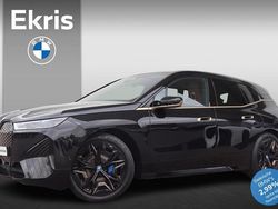 Zwart, metallic lak Gebruikt 2024 BMW iX Executive SUV | € 69.900 (Goede deal)