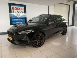 Zwart Gebruikt 2022 Cupra Leon VZ Stationwagen | € 23.450 (Goede deal)