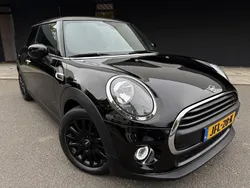 Hatchback Gebruikt 2020 Mini ONE Hatchback | € 15.495 (Eerlijke prijs)