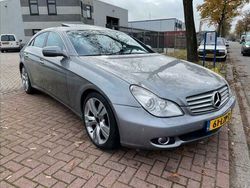 Grijs Gebruikt 2010 Mercedes CLS350 Prestige Sedan | € 13.950
