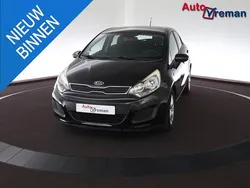 Zwart Gebruikt 2012 Kia Rio Comfort Hatchback | € 5.650 (Eerlijke prijs)