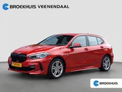 Rood Gebruikt 2023 BMW 118 M Sport Hatchback | € 28.895